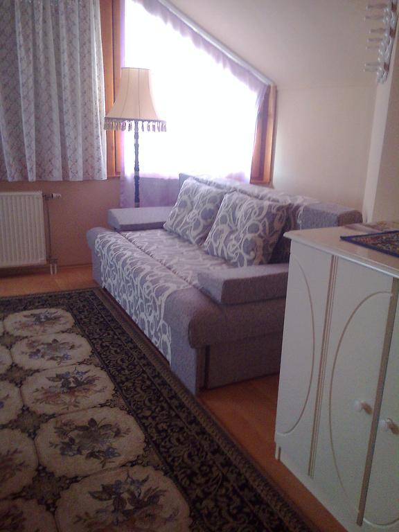 Marina-Buek Apartmanhaz חדר תמונה