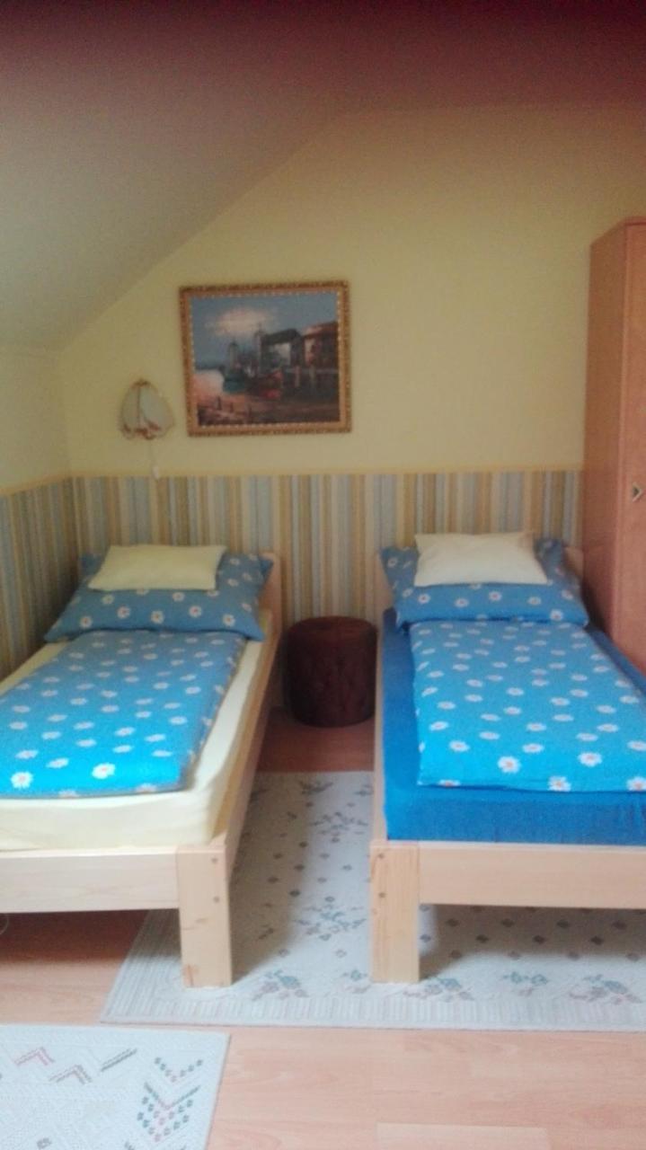 Marina-Buek Apartmanhaz מראה חיצוני תמונה